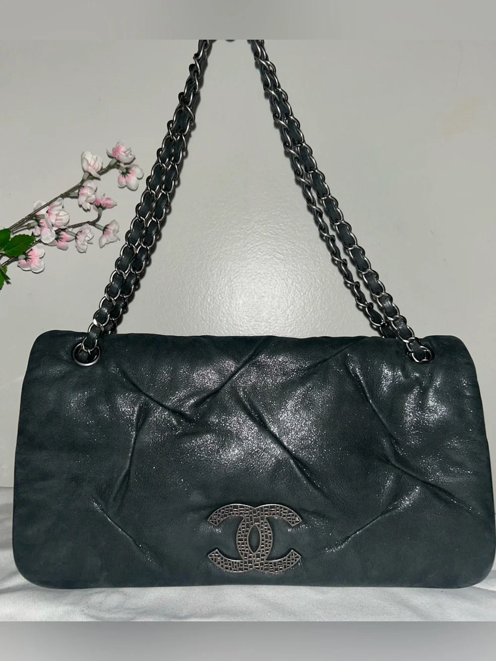 CHANEL Iridescent Calfskin Glint Large Flap Bag Charcoal Dark Grey